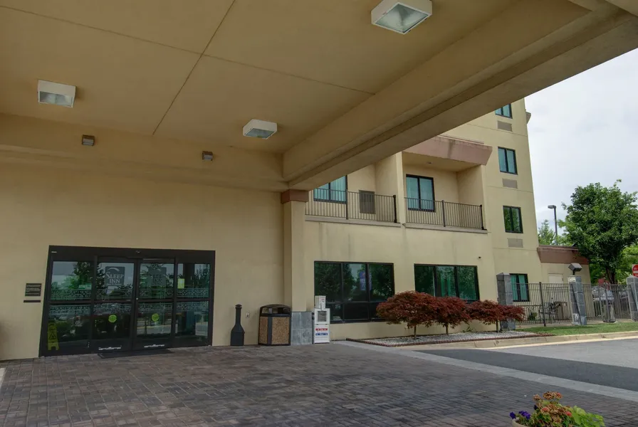 Sleep Inn & Suites Winchester near University hotel detail image 6