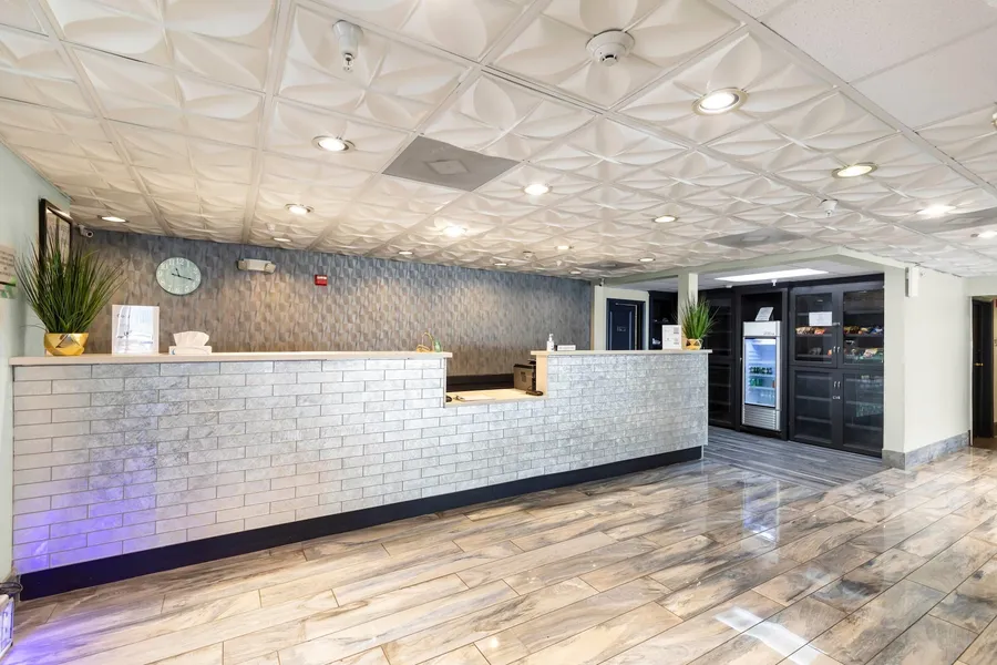 Wingate by Wyndham Humble/Houston Intercontinental Airport hotel detail image 6