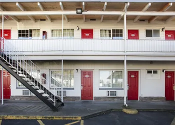 OYO Hotel Kalama hotel thumbnail 3