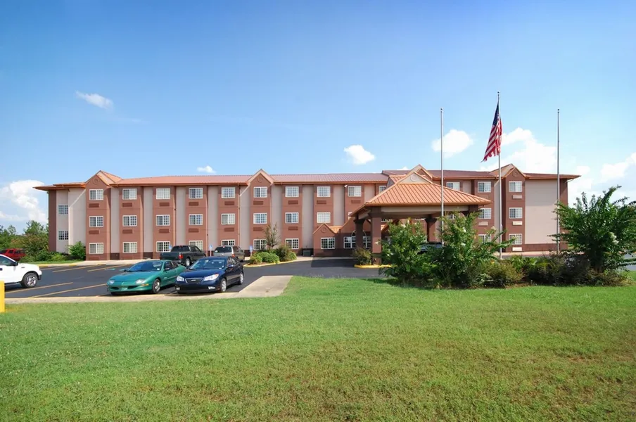 Econo Lodge Inn & Suites Natchitoches hotel detail image 2
