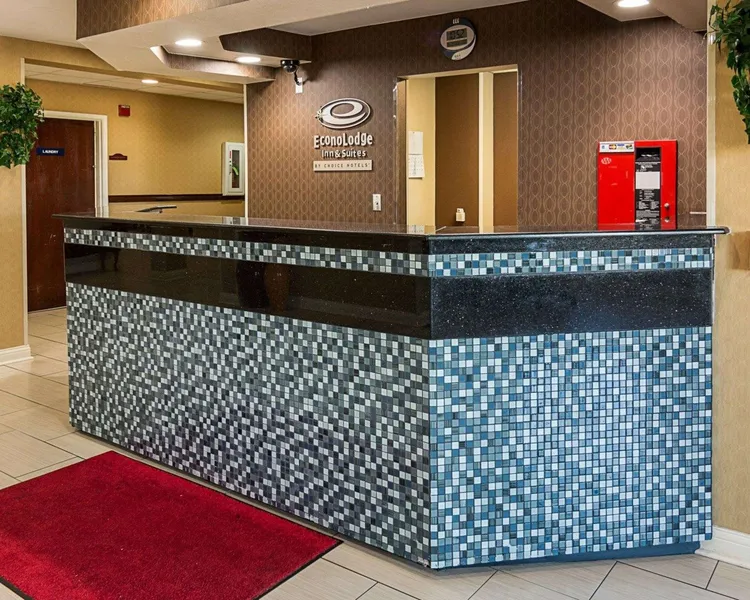 Econo Lodge Inn & Suites Natchitoches hotel detail image 6