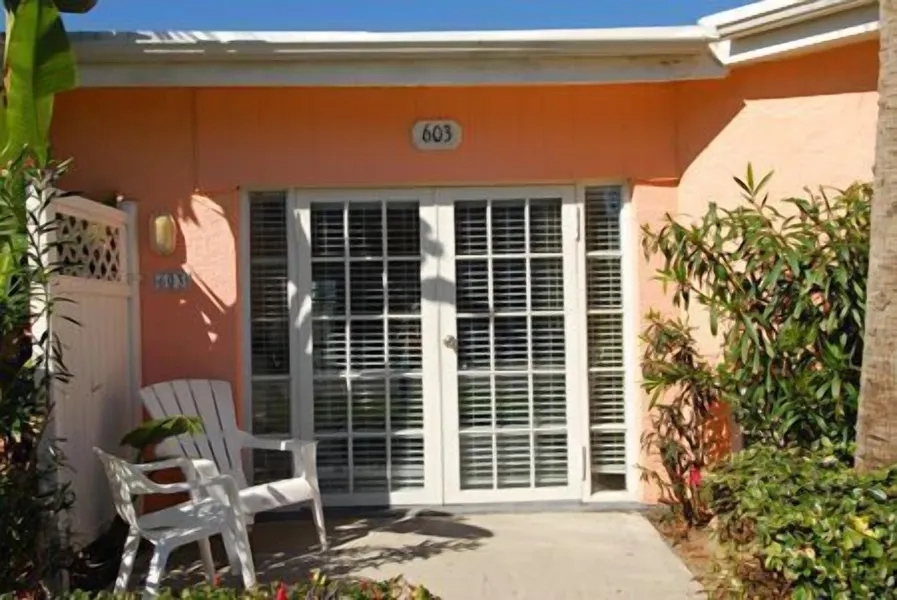 Coral Sands Inn hotel detail image 6