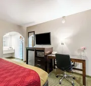 Econo Lodge Winfield hotel detail image 7