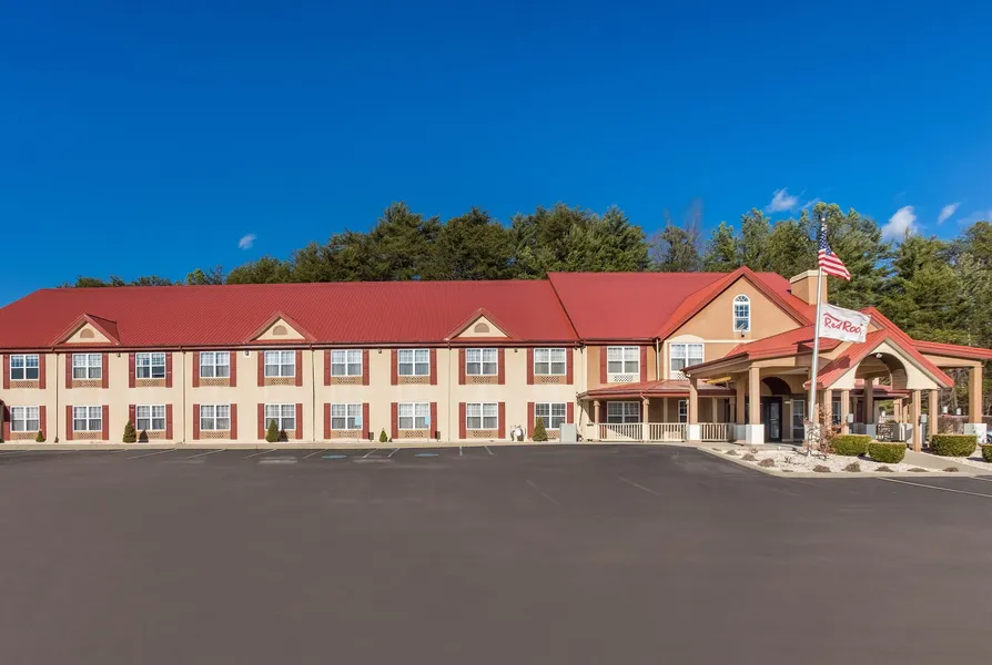 Red Roof Inn & Suites Corbin hotel detail image 2