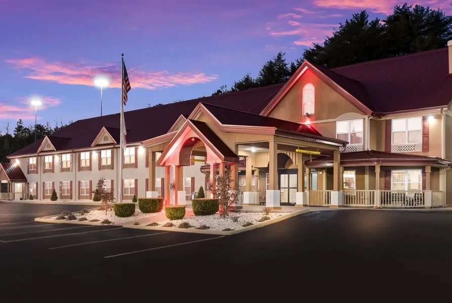 Red Roof Inn & Suites Corbin hotel detail image 6