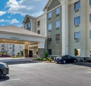 Comfort Inn & Suites North Little Rock McCain Mall hotel detail image 5