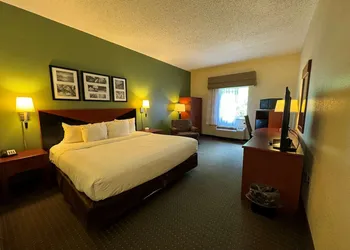 SureStay by Best Western Pearl Jackson Airport hotel thumbnail 4