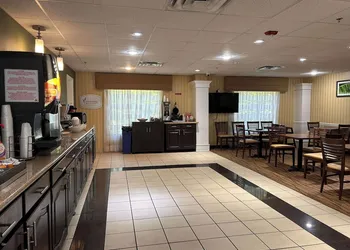 SureStay by Best Western Pearl Jackson Airport hotel thumbnail 8