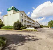 HomeTowne Studios by Red Roof Philadelphia – Mt Laurel/ Maple Shade, NJ hotel detail image 5