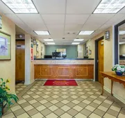 Econo Lodge & Suites Clarksville near Governors Square Mall hotel detail image 3