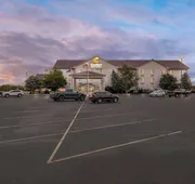 Comfort Inn & Suites Riverton hotel detail image 4