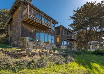 Elk Cove Inn & Spa hotel thumbnail 5