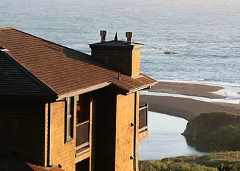 Elk Cove Inn & Spa hotel thumbnail 6