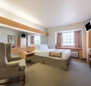 Microtel Inn & Suites by Wyndham Altus hotel detail image 5
