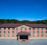 Holiday Inn Express Hotel & Suites ELKINS by IHG hotel detail image 5