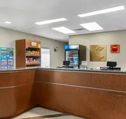 Comfort Suites West Jacksonville hotel detail image 3