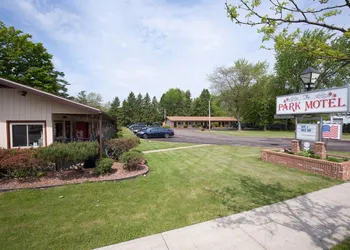Park Motel hotel thumbnail 4