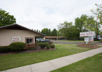 Park Motel hotel thumbnail 6