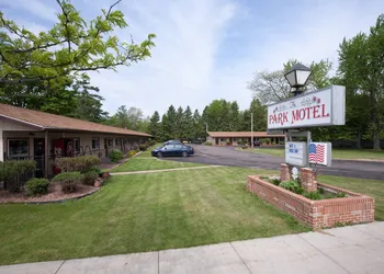 Park Motel hotel thumbnail 7
