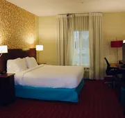 Comfort Inn & Suites hotel detail image 4