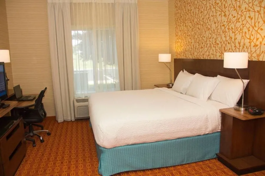 Comfort Inn & Suites hotel detail image 6