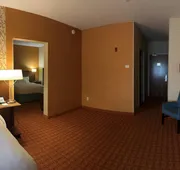 Comfort Inn & Suites hotel detail image 7