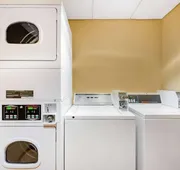 La Quinta Inn & Suites by Wyndham Bel Air/I-95 Exit 77A hotel detail image 7