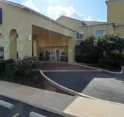 Baymont by Wyndham Pearsall hotel detail image 3