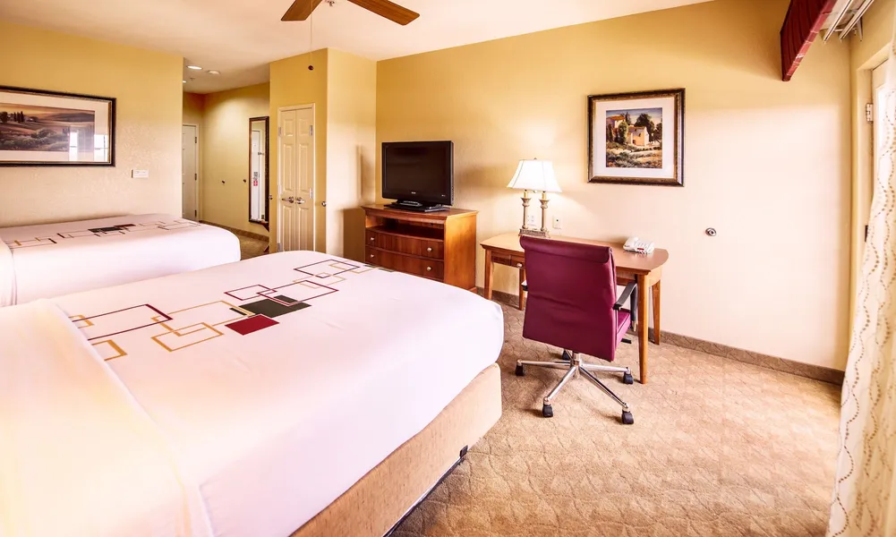 La Quinta Inn & Suites by Wyndham Marble Falls hotel detail image 6