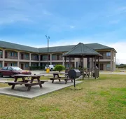 Econo Lodge Inn & Suites Port Arthur near Sabine Pass hotel detail image 4