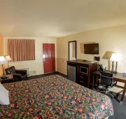 Americas Best Value Inn Chanute hotel detail image 4