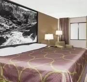 Super 8 by Wyndham Monteagle TN hotel detail image 7