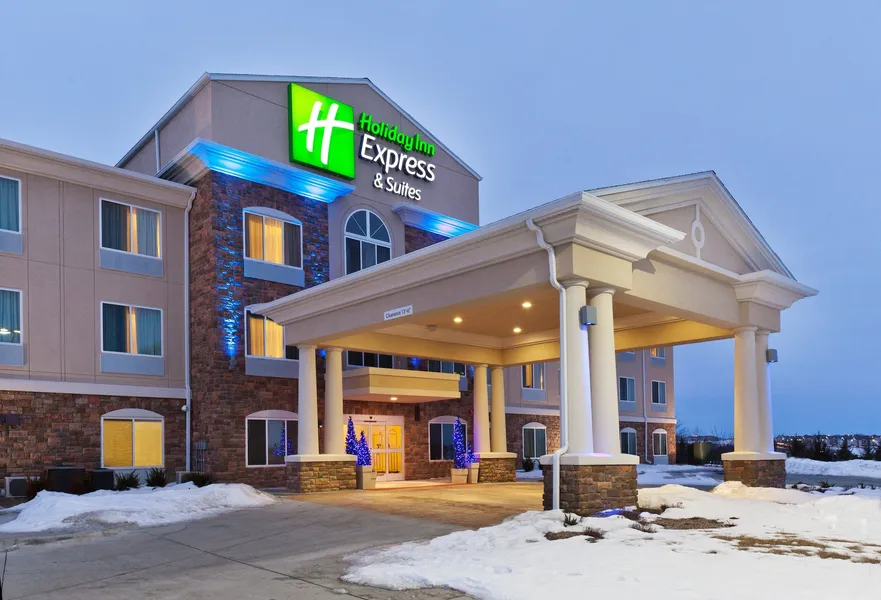 Holiday Inn Express & Suites Omaha I-80 by IHG hotel detail image 2