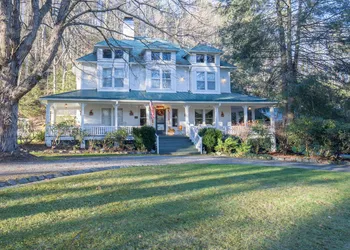 Taylor House Inn hotel thumbnail 8