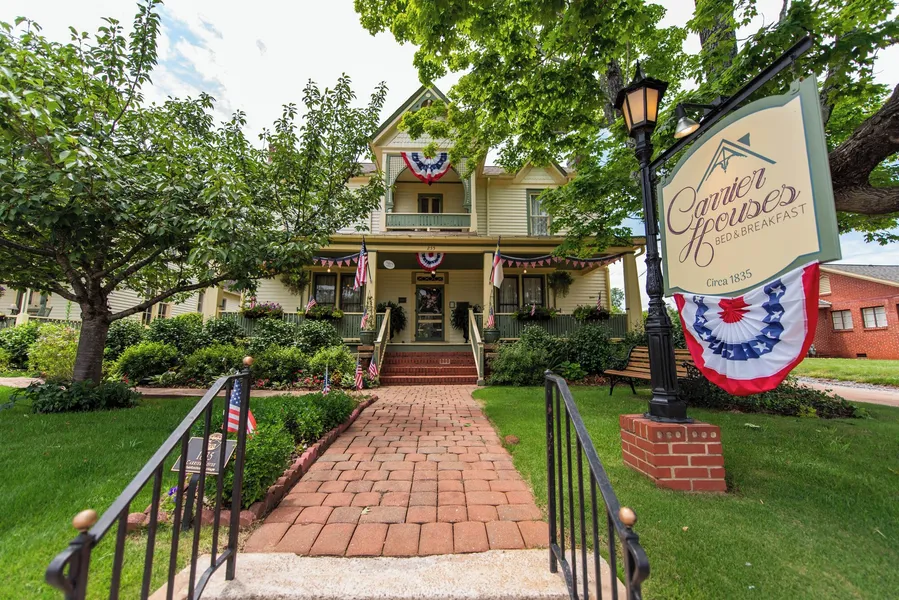Carrier Houses B&B hotel detail image 2