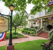 Carrier Houses B&B hotel detail image 4