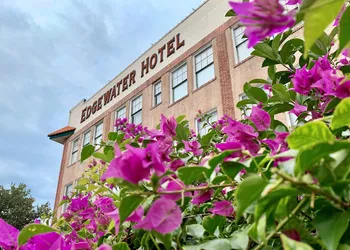 The Edgewater Hotel hotel thumbnail 6