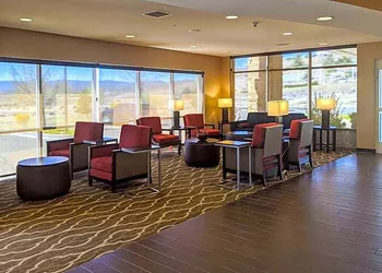 Comfort Suites Prescott hotel thumbnail 7