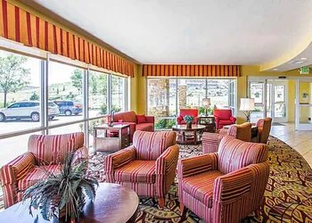 Comfort Suites Prescott hotel thumbnail 8