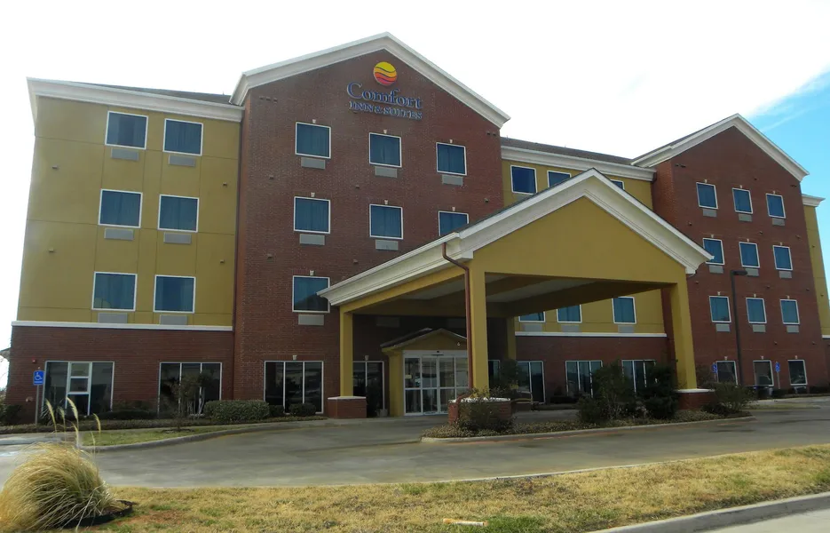 Comfort Inn & Suites Regional Medical Center hotel detail image 2