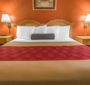 Econo Lodge Hermitage South hotel detail image 4