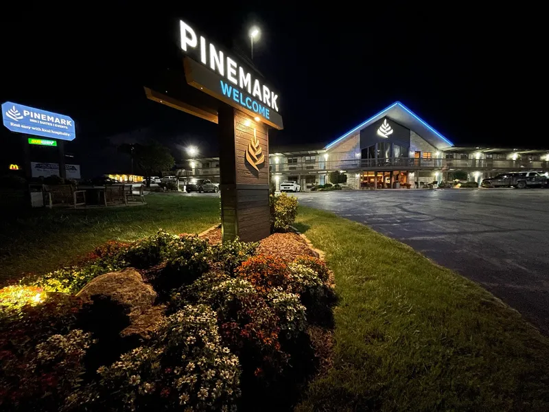 Pinemark Inn & Suites hotel detail image 2