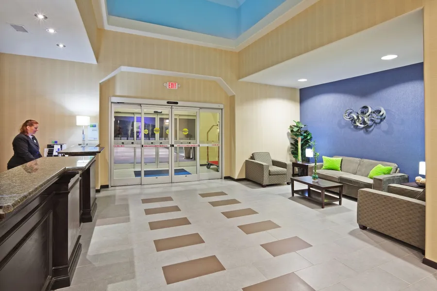 Holiday Inn Express Hotel & Suites Okmulgee by IHG hotel detail image 2