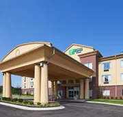 Holiday Inn Express Hotel & Suites Okmulgee by IHG hotel detail image 7