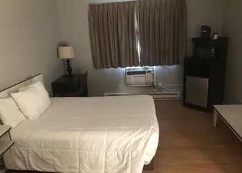 Riverside Inn Dallas hotel thumbnail 8