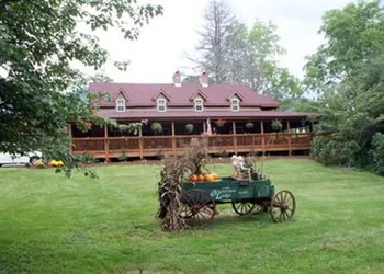 Grandview Lodge hotel thumbnail 2