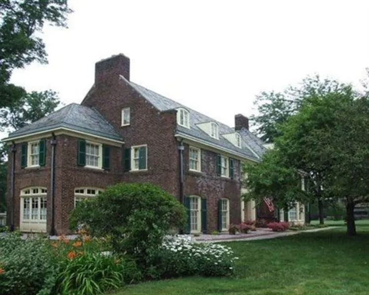 Montague Inn hotel detail image 6