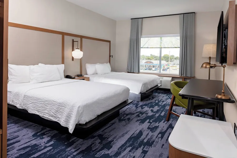 Fairfield by Marriott Port Clinton Waterfront hotel detail image 6