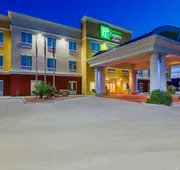 Holiday Inn Express & Suites Alpine Southeast by IHG hotel detail image 3