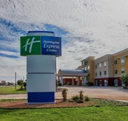 Holiday Inn Express & Suites Alpine Southeast by IHG hotel detail image 7